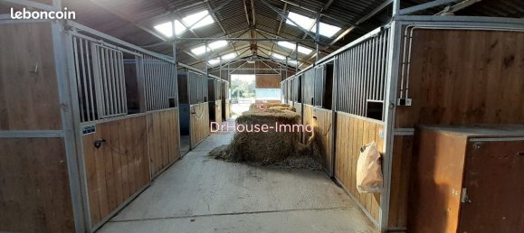 5 bedrooms Castles in Seine-et-Marne, France No. 149838 3