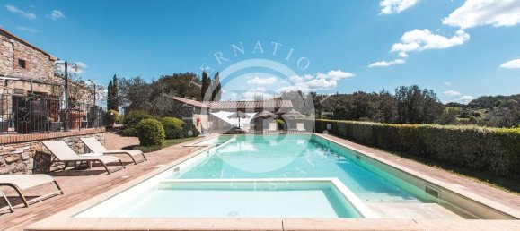 Imóvel comercial T12 em Roccastrada, Italy N.º 62355 4