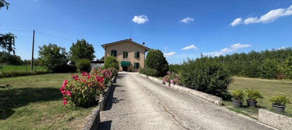 Дом с 7 комнатами в Гуальтьери, Италия № 289754 3