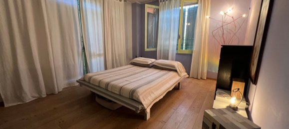 Дом с 7 комнатами в Гуальтьери, Италия № 289754 19