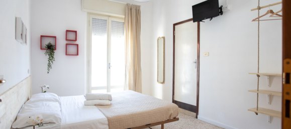 950m² Hotel in Rimini, Italy No. 62757 3