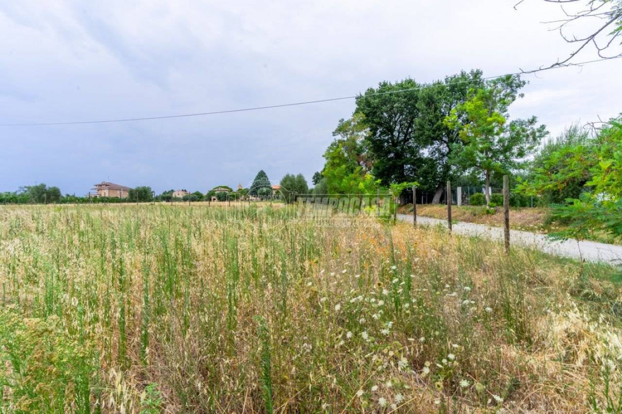 6000m² Land in Morrovalle, Italy No. 275280