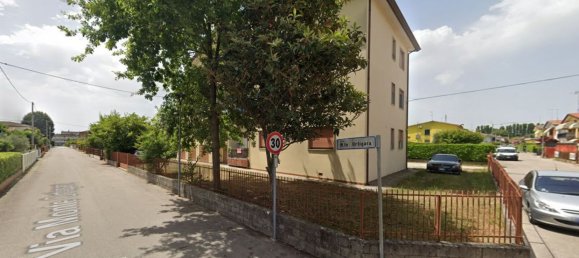 3 bedrooms Apartment in Scorzè, Italy No. 333797 2