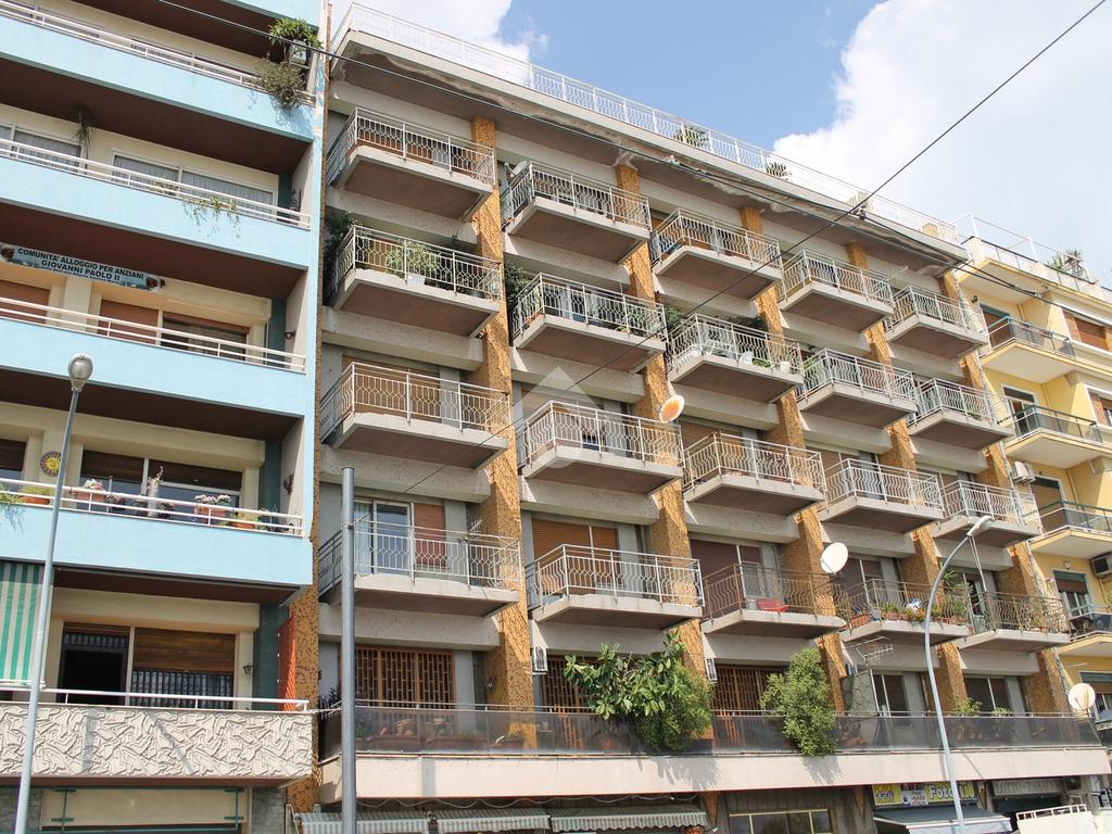 Квартира с 1 спальней в Мессина, Италия № 322177