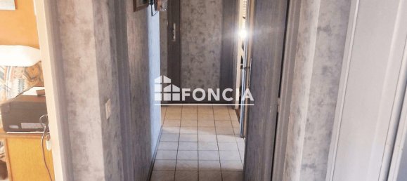 2 bedrooms Apartment in Saint-Aubin-les-Elbeuf, France No. 297287 7