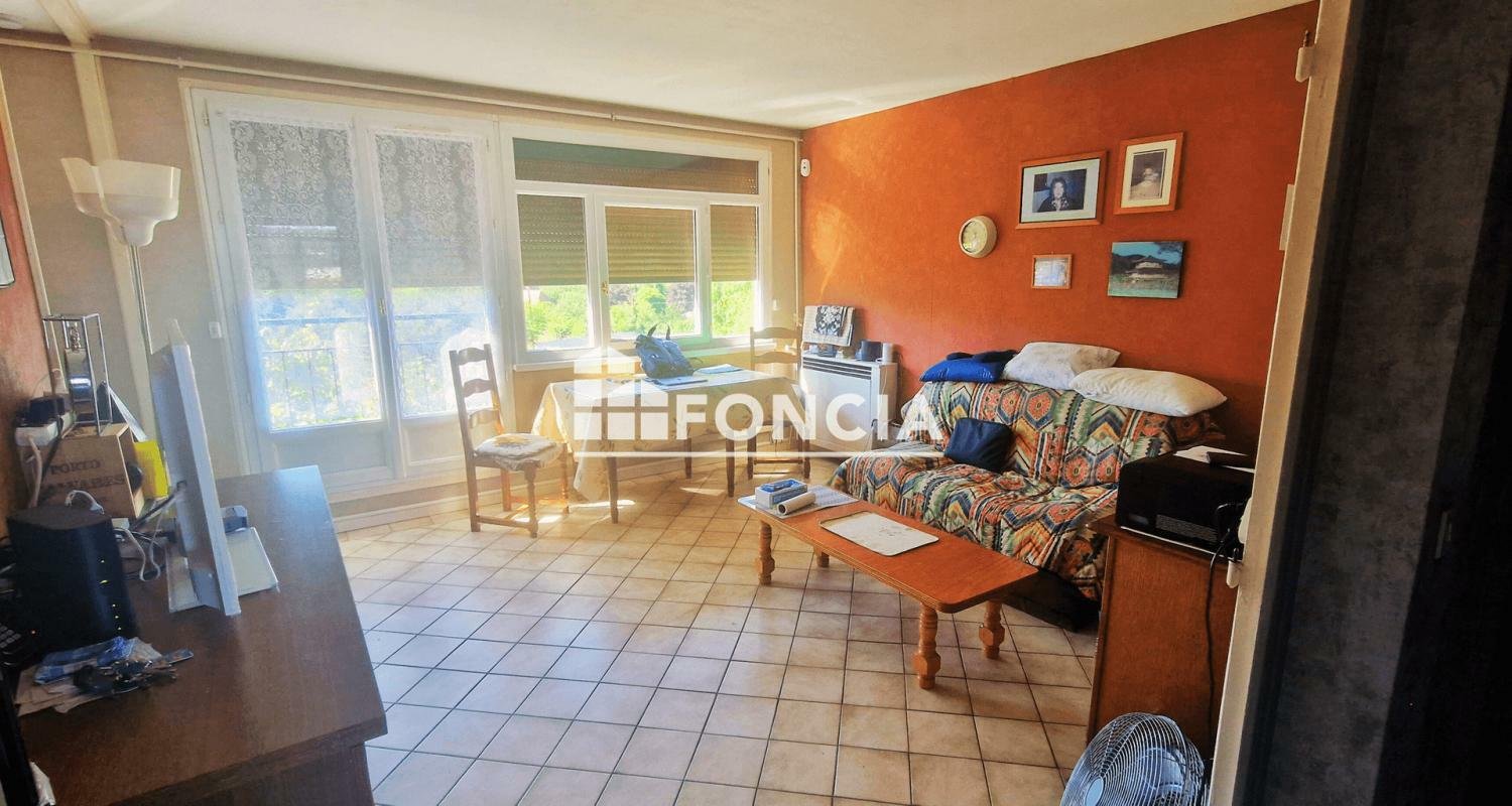 2 bedrooms Apartment in Saint-Aubin-les-Elbeuf, France No. 297287