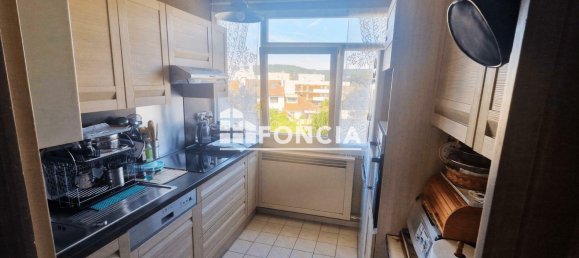 2 bedrooms Apartment in Saint-Aubin-les-Elbeuf, France No. 297287 4