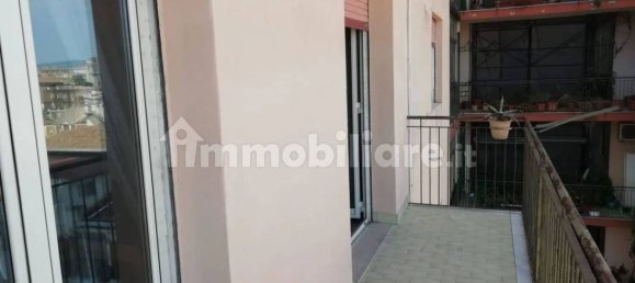 Квартира с 3 спальнями в Катания, Италия № 202214 12