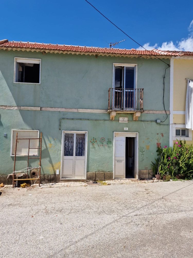 2 bedrooms House in Alenquer, Portugal No. 334119