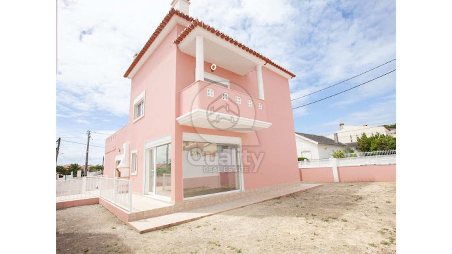 3 bedrooms House in Almada, Portugal No. 141911