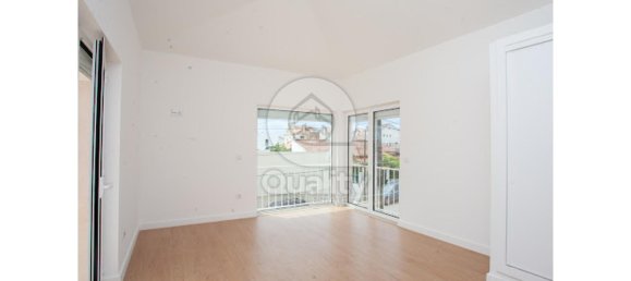 3 bedrooms House in Almada, Portugal No. 141911 3