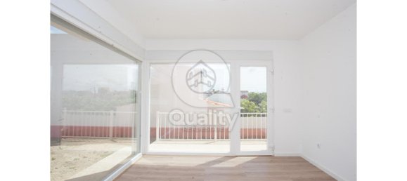 3 bedrooms House in Almada, Portugal No. 141911 24