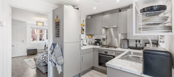 2 bedrooms House in Horley, United Kingdom No. 1062 23