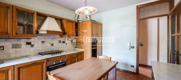 3 bedrooms Apartment in Fontevivo, Italy No. 340486 4