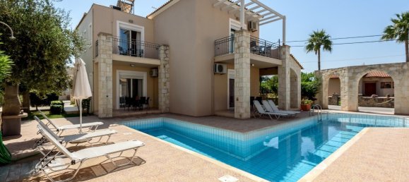 2 Schlafzimmer Property in Chania, Greece, Nr. 3319 2