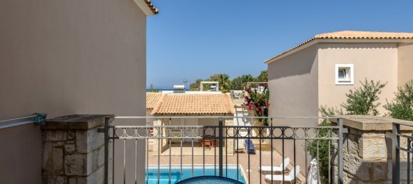 2 Schlafzimmer Property in Chania, Greece, Nr. 3319 13