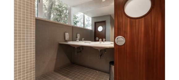 5 bedrooms Villa in Lisbon, Portugal No. 110593 15