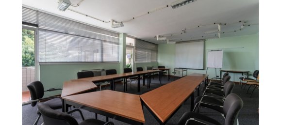 5 bedrooms Villa in Lisbon, Portugal No. 110593 16