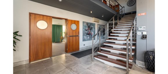 5 bedrooms Villa in Lisbon, Portugal No. 110593 13