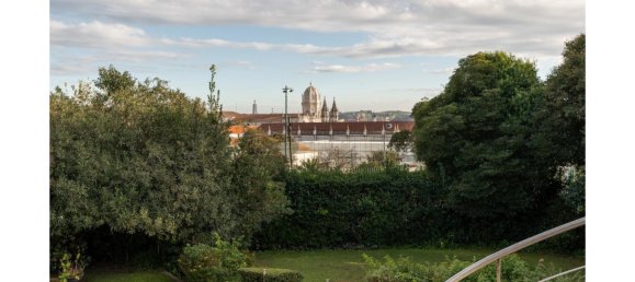 5 bedrooms Villa in Lisbon, Portugal No. 110593 24