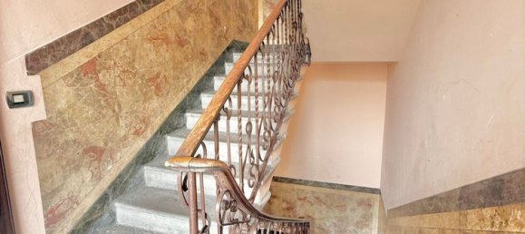 2 rooms Apartment in Milan, Italy No. 310618 3