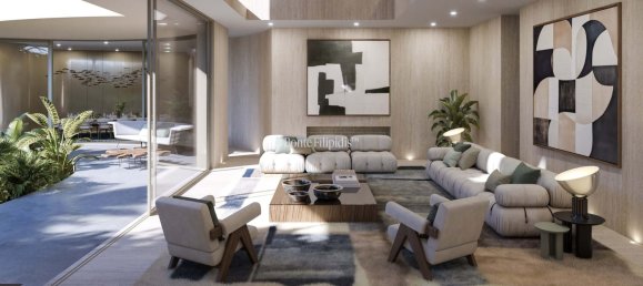 5 bedrooms Villa in Lisbon, Portugal No. 125105 2