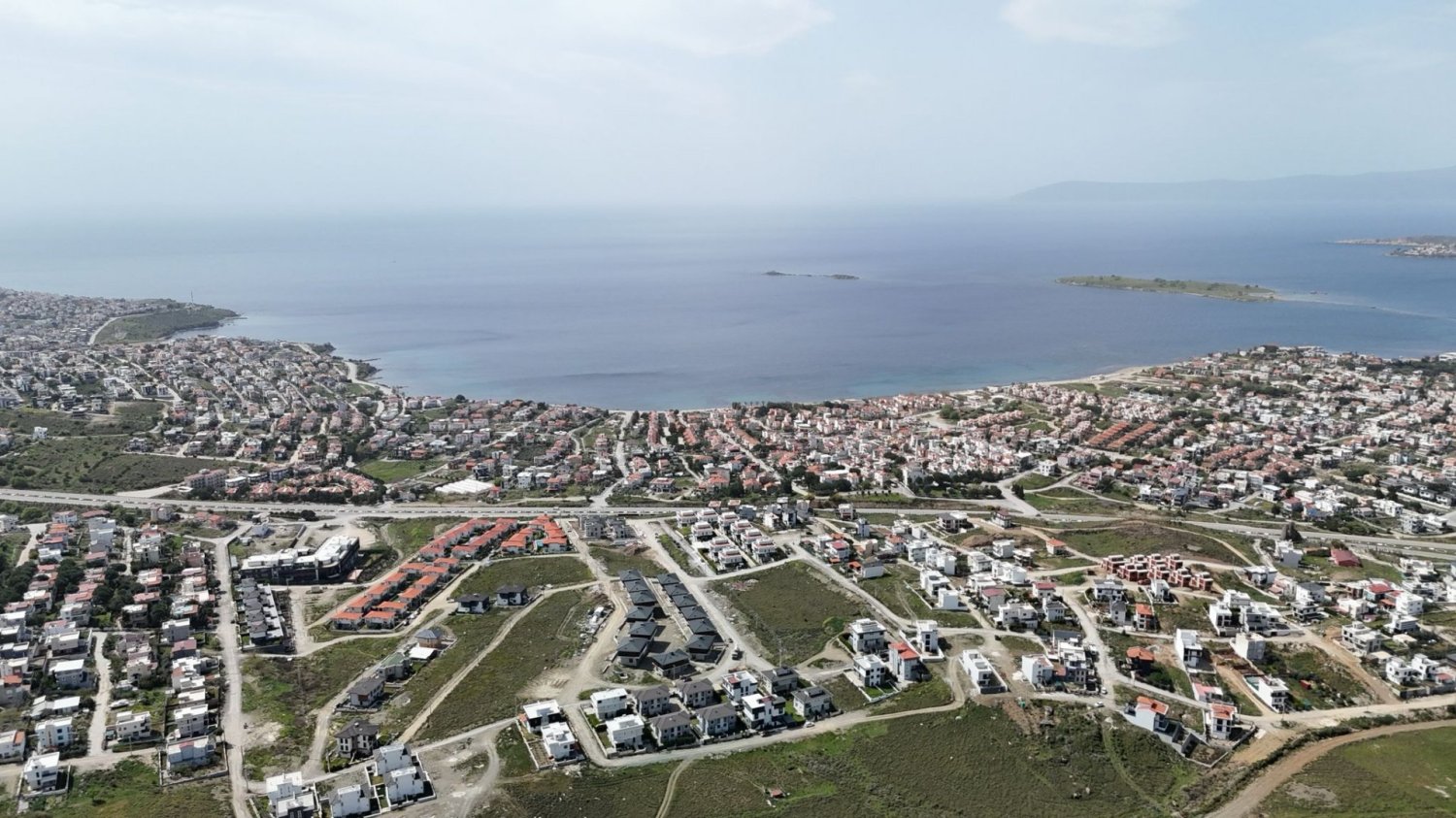 Вилла 3+1 в Сеферихисар, Турция № 42302