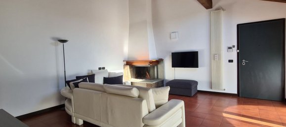 3 rooms Apartment in Calvenzano, Italy No. 266000 2