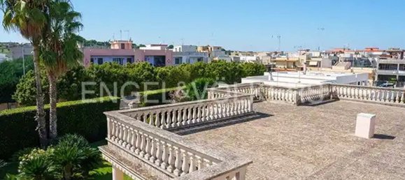 Villa de 22 habitaciónes en Calimera, Italy No. 102132 11