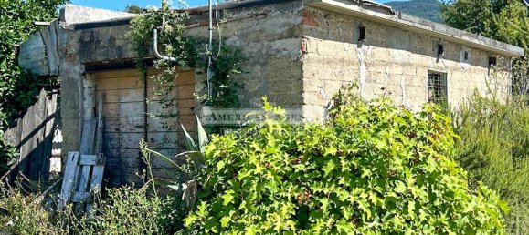 3 bedrooms House in Pietrasanta, Italy No. 117590 11