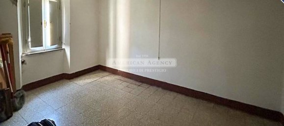 3 bedrooms House in Pietrasanta, Italy No. 117590 3