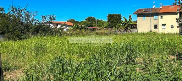 3 bedrooms House in Pietrasanta, Italy No. 117590 8