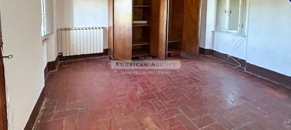 3 bedrooms House in Pietrasanta, Italy No. 117590 4