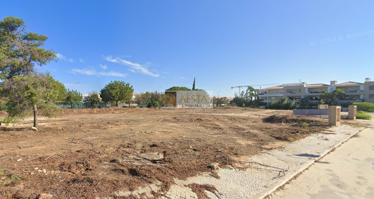200m² Land in Lagos, Portugal No. 127802