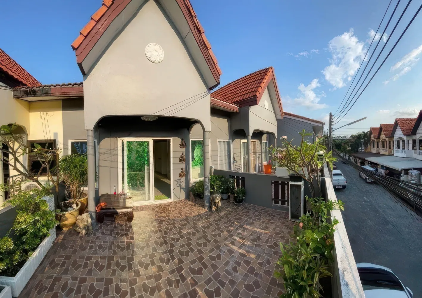 Casa de 2 dormitorios en Pattaya, Thailand No. 71628