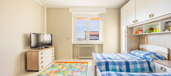 4-salle Appartement à Fossano, Italy No. 220513 16