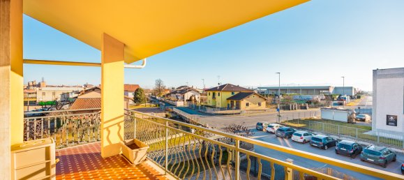 4-salle Appartement à Fossano, Italy No. 220513 21