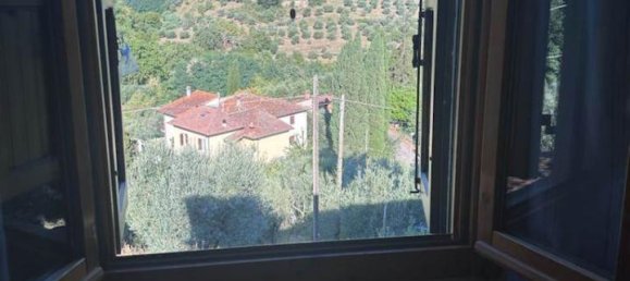 4 rooms House in Cavriglia, Italy No. 160835 7