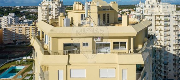 3 chambres Appartement à Armacao de Pera, Portugal No. 131736 24