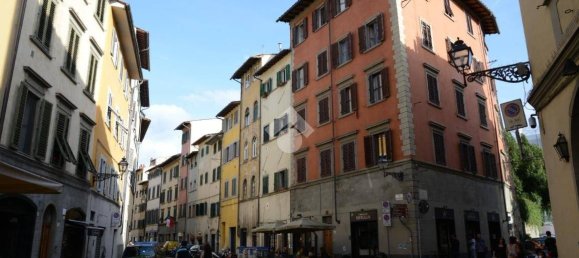 33m² Commercial property in Florence, Italy No. 116065 8
