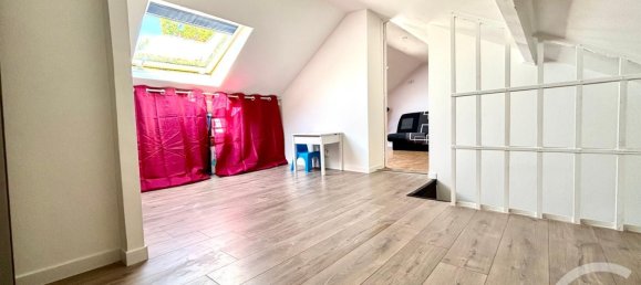 3 Schlafzimmer Haus in Claye-Souilly, France, Nr. 279801 11