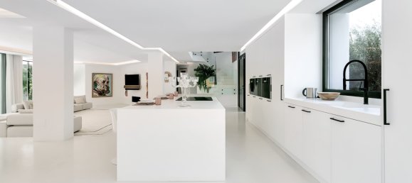 4 Schlafzimmer Villa in Marbella, Spain, Nr. 96516 12