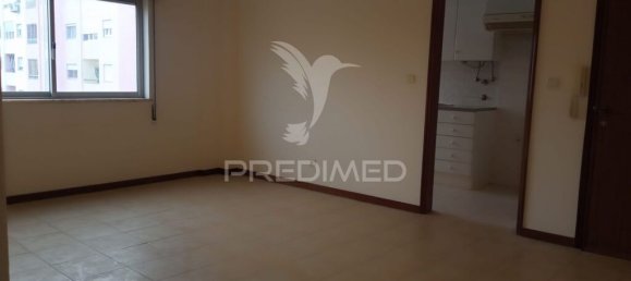 Квартира с 1 спальней в Лориш, Португалия № 149511 3