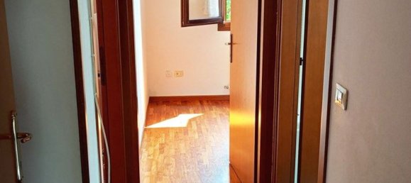 3 rooms Apartment in Riese Pio X, Italy No. 258627 8