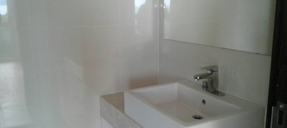 2 bedrooms Condo in Pattaya, Thailand No. 315 17