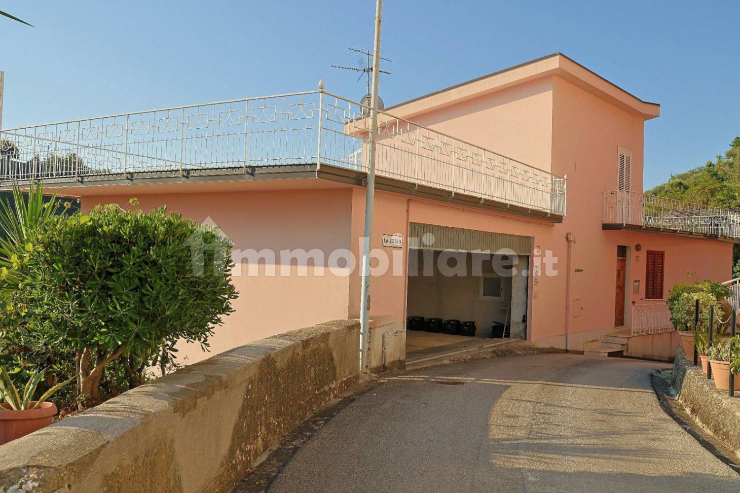 5 Schlafzimmer Villa in Naso, Italy, Nr. 321933