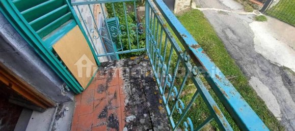 4 bedrooms Apartment in Arezzo, Italy No. 372030 19