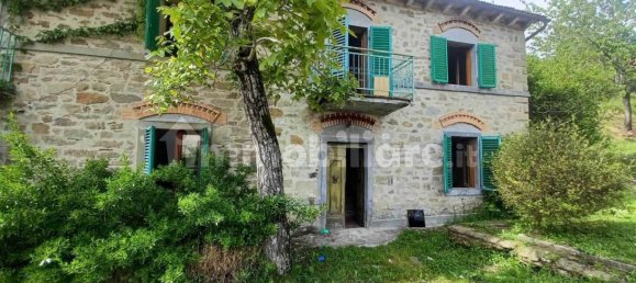 4 bedrooms Apartment in Arezzo, Italy No. 372030 2