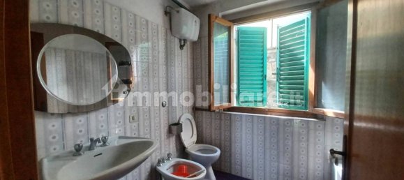 4 bedrooms Apartment in Arezzo, Italy No. 372030 12