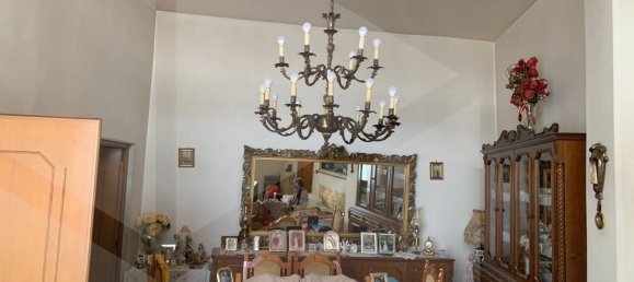 Casa de 4 habitaciónes en Casamassima, Italy No. 20470 9